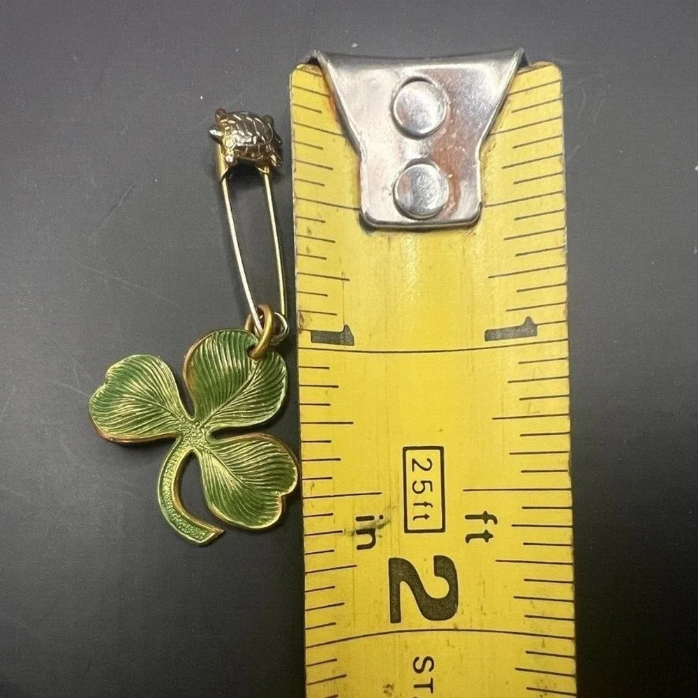3 Leaf Clover & Turtle Brooch Pin Irish St Patrick Patty's Day Green & Gold Tone
